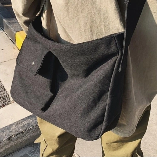 데일리 심플 캔버스 가방 크로스백