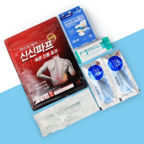 신신파프핫 5매입 + 대일밴드 아쿠아뉴 8매입 + 닥터스킨연고 + 알콜스틱스왑 + 멸균면봉 + 지퍼백