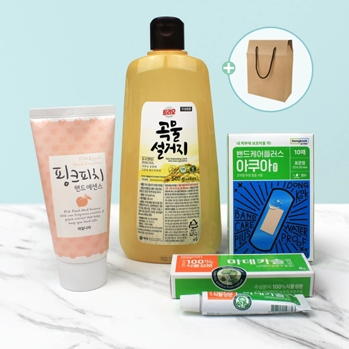 트리오 주방세제 500ml + 마데카솔연고 + 동국제약 방수밴드 + 과일나라 핸드로션